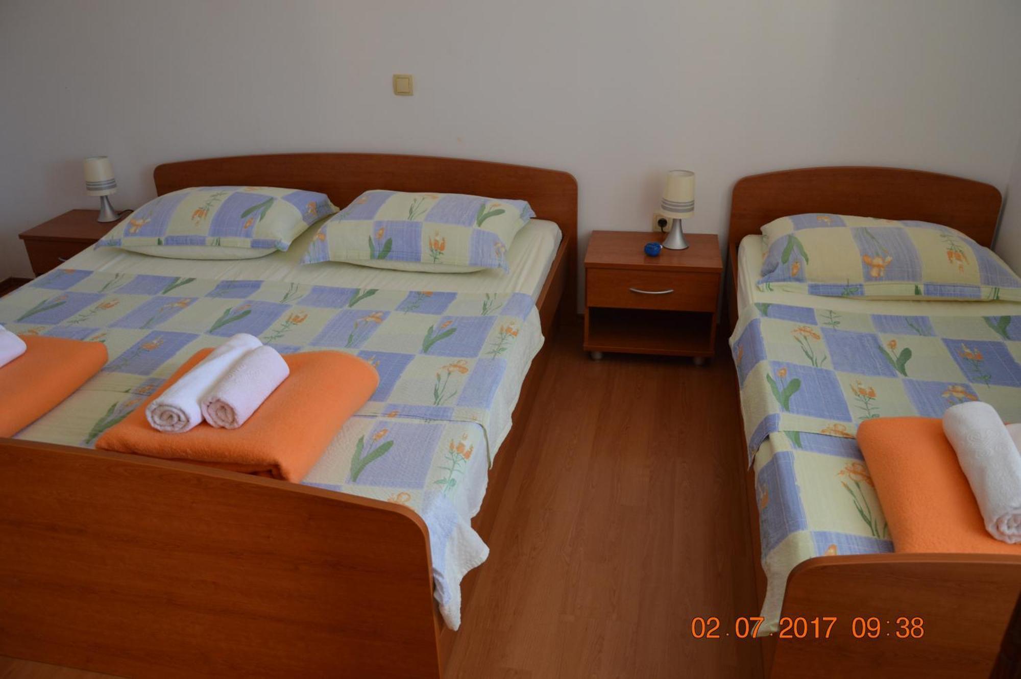 Apartments And Rooms By The Sea Jakisnica, Pag - 4160 Lun  Szoba fotó