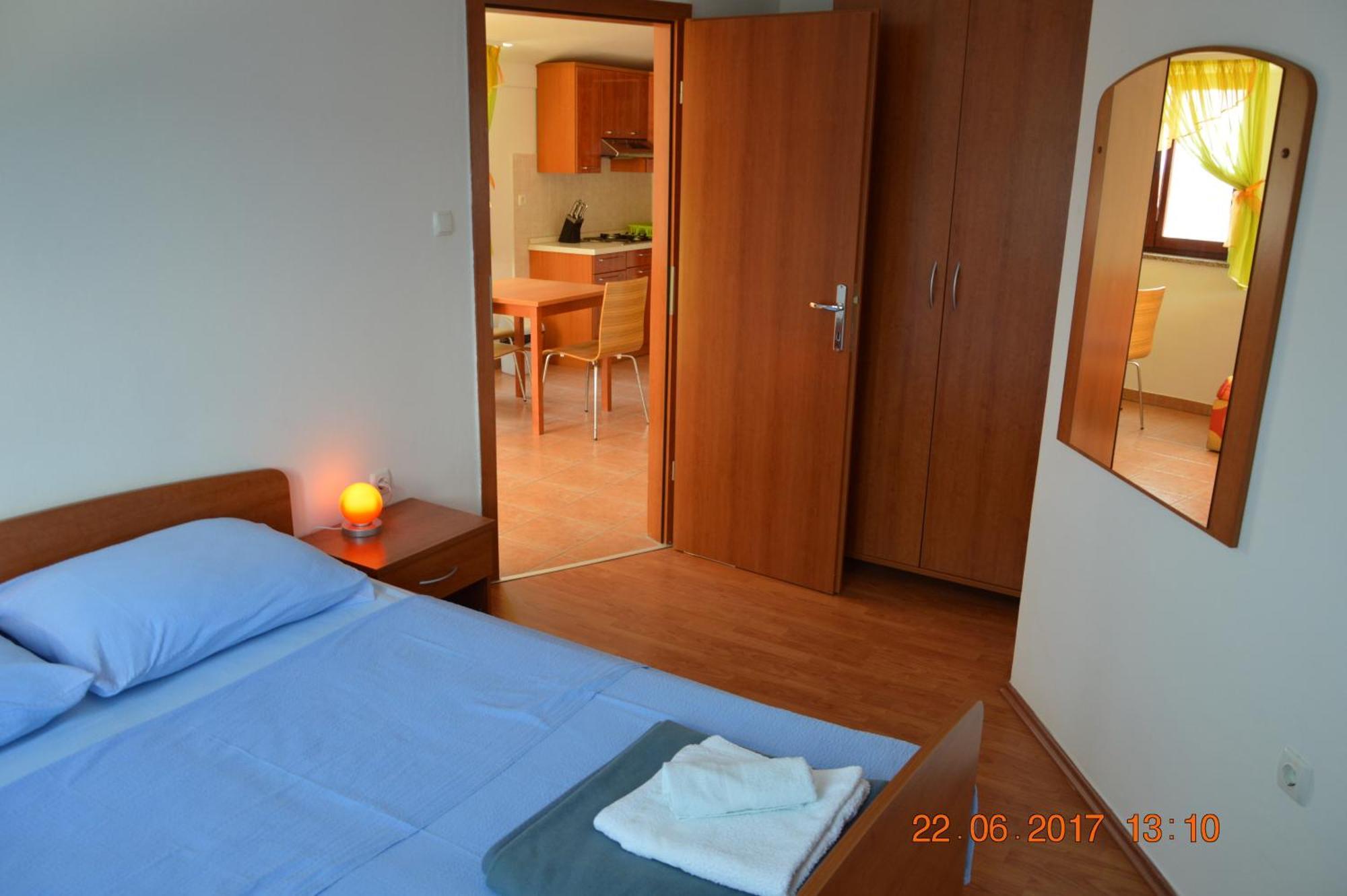 Apartments And Rooms By The Sea Jakisnica, Pag - 4160 Lun  Kültér fotó